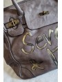 sac cabas vintage en cuir souple taupe, inscription Serge & Jane en or irisé craquelé