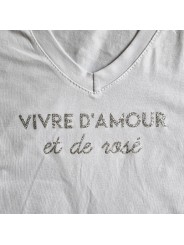 T-Shirt blanc, écriture rose pailleté "VIVRE D'AMOUR et de rosé"