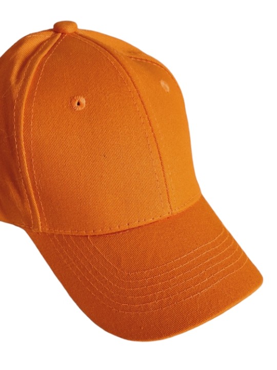 Funky et très mode, casquette orange vif, "fashion essential" de vos tenues.